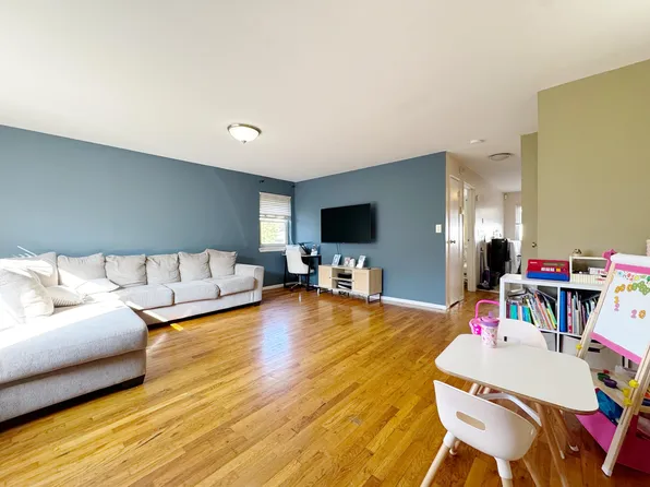 1460 68th Street image 9 of 19