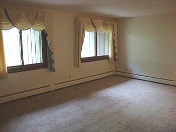 4th image of 260 Westview Dr APT 310