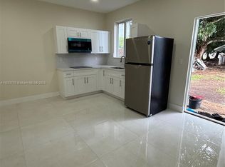 559 NW 2nd St #2, Homestead, FL 33034