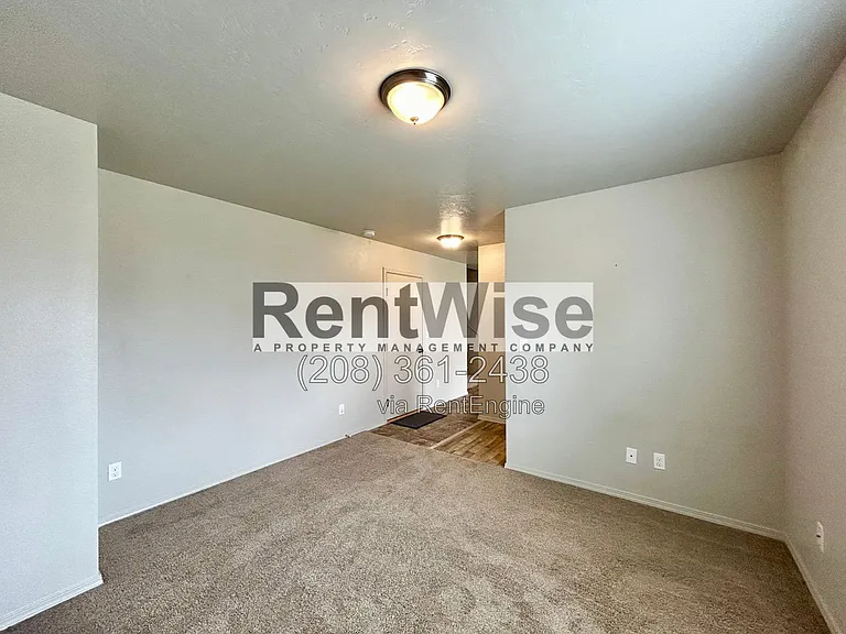 119 E Walcott Lake Dr — Photo 10