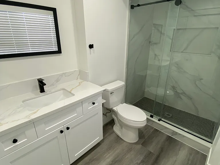 301 E Franklin Ave — Photo 15