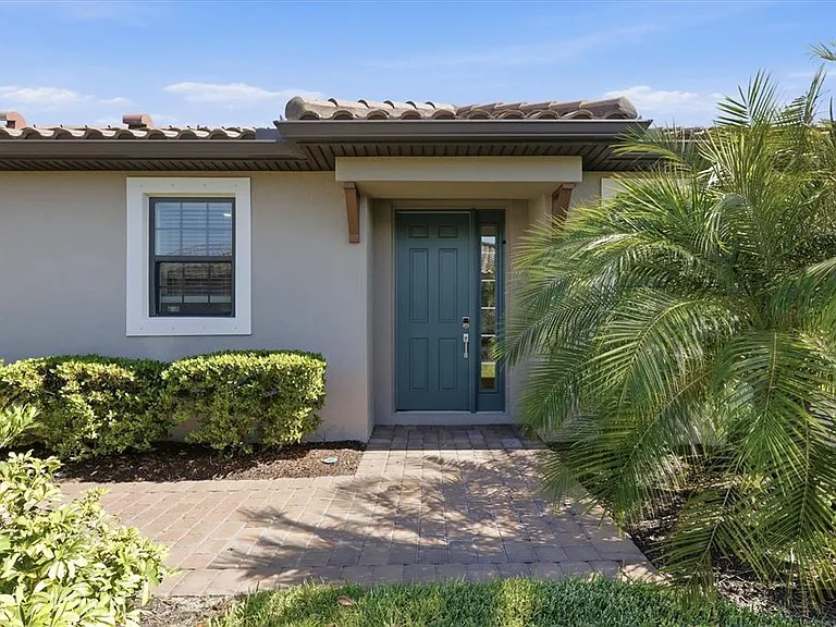 4733 Tortona Ct — Photo 4
