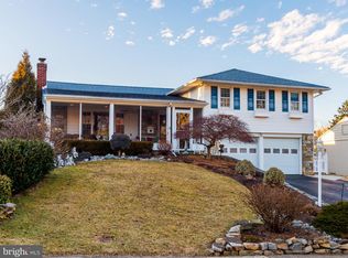 721 Parker Ln, Springfield, PA 19064