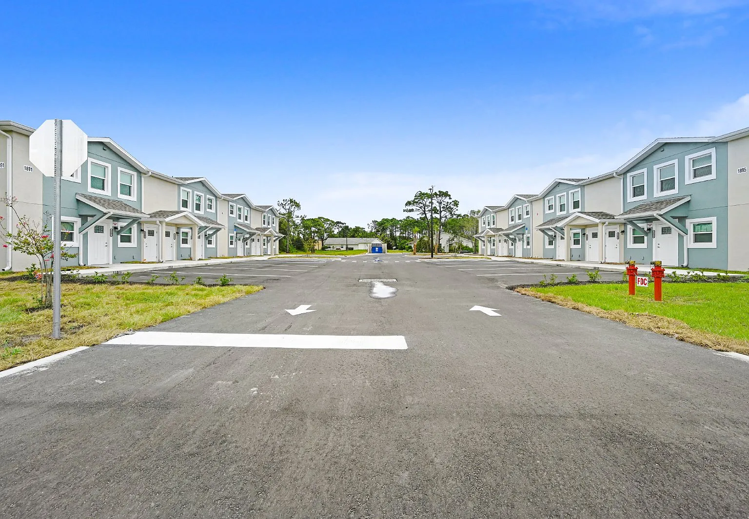 2 bed, 1.0 bath, 950 sqft, $1,300 — Photo 4
