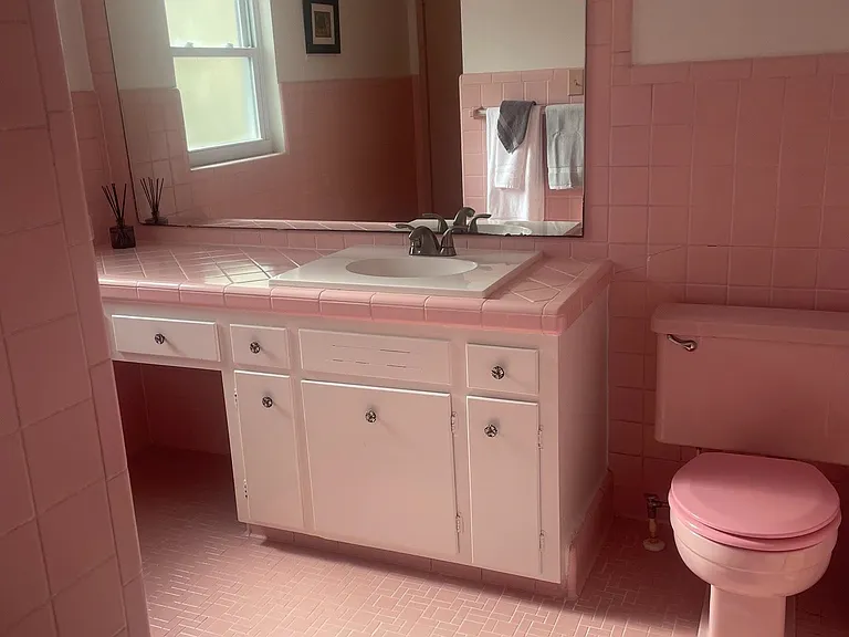 48 NE Saint Augustine Blvd — Photo 14