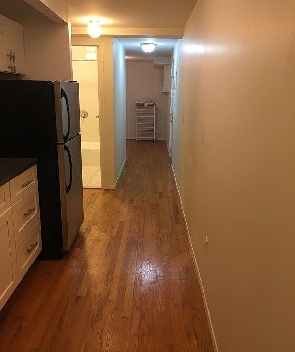 1st image of 327 W 21st St #B2