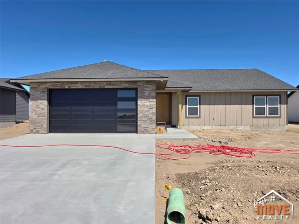 4125 Gib Dr, Garden City, KS 67846
