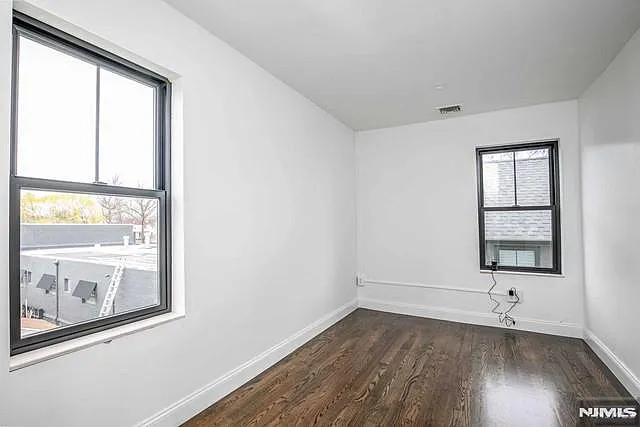 59 Liberty St — Photo 11