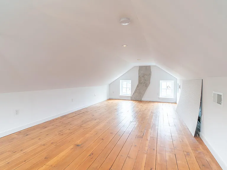 2519 Northwood Ave — Photo 14