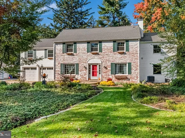17 W Roseville Rd, Lancaster, PA 17601