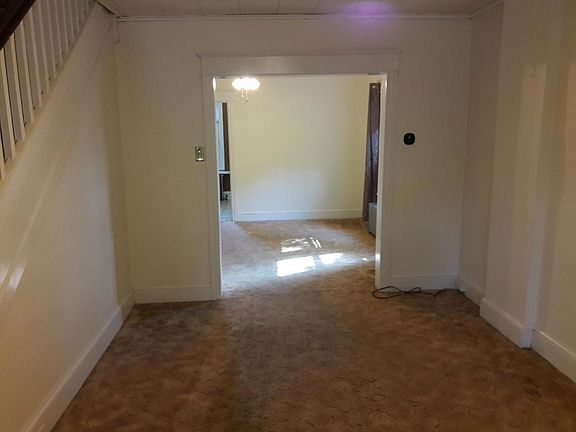 Dining room (view from LR)