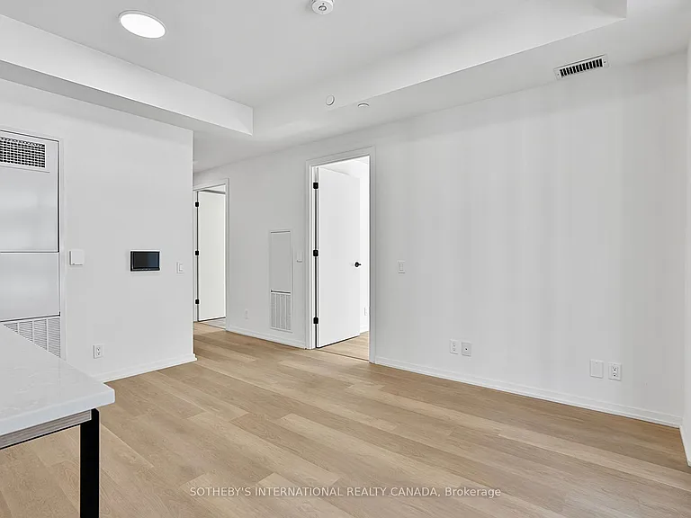 109 Erskine Ave #1110 — Photo 13