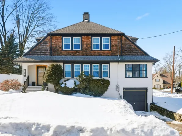 132 Dover St, Medford, MA 02155