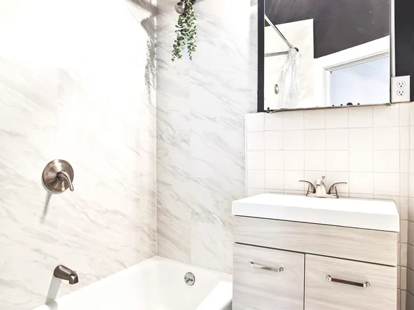 140 West 69th Street 103B image 3 of 17
