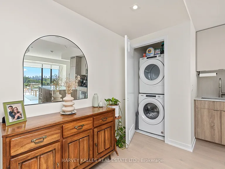 840 Saint Clair Ave W #803 — Photo 17
