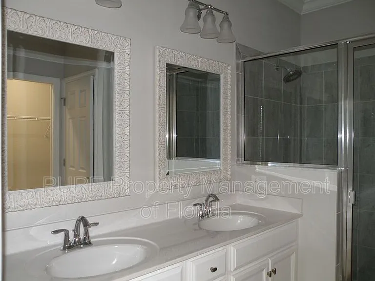 9176 Glenforest Dr — Photo 12