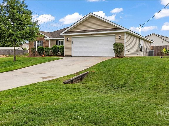 5th image of 180 Bonnie Circle