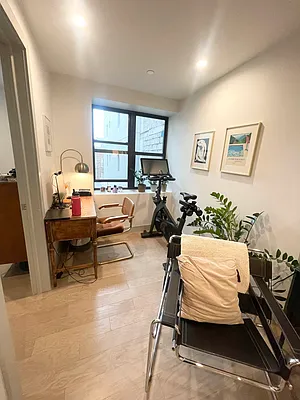 Rented by Delmark Realty LLC | media 31