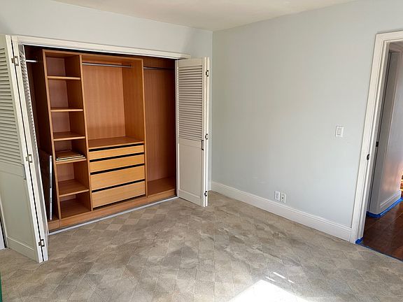 3rd image of 120 S Mentor Ave Unit 303