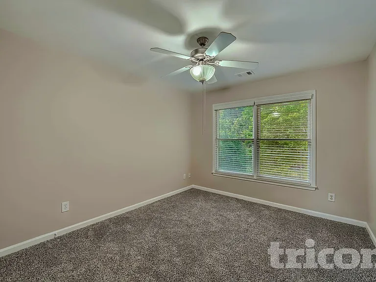 185 Gainford Ct — Photo 6