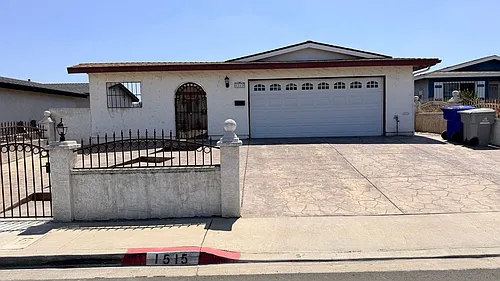 1515 Kenalan Dr Photo 1