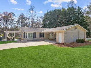 708 Shenendoa Dr, Ellijay, GA 30540