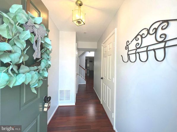 995 Danville Ct, Crofton, MD 21114