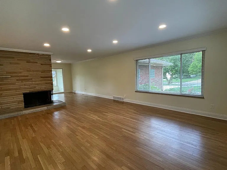1533 Cambridge Rd — Photo 21