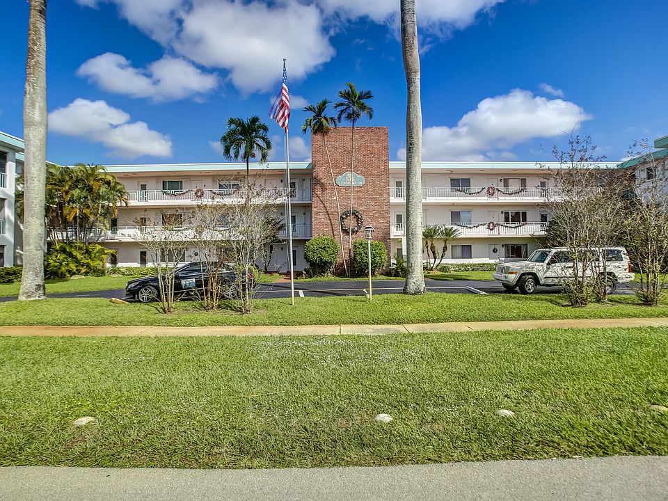 1st image of 515 S Crescent Dr APT 203