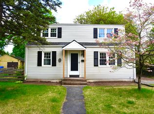 62 Woodmere Rd, Bristol, CT 06010