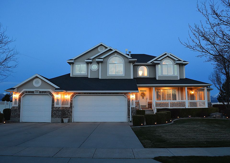 1st image of 11563 S Tara Woods Ln