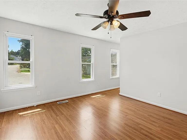 3447 Kingswood Run — Photo 13