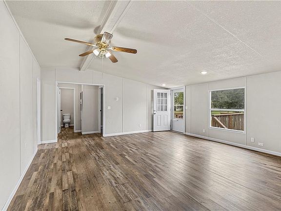 5th image of 120 W Hickory St