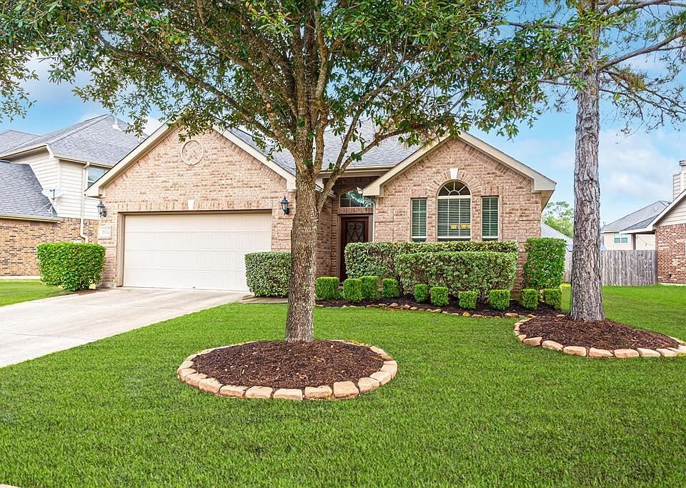 1st image of 17002 Jetton Park Ln