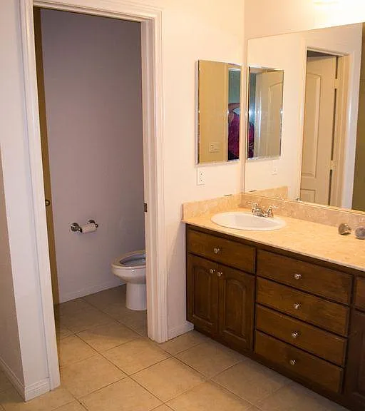 1922 Kelly Ave #2 — Photo 13