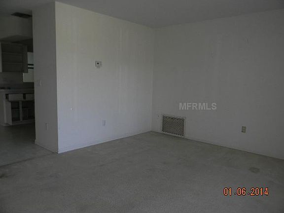 5th image of 23061 Peyton Pl
