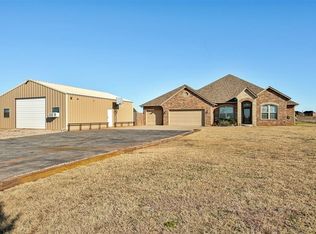 9150 Piedmont Rd N, Piedmont, OK 73078