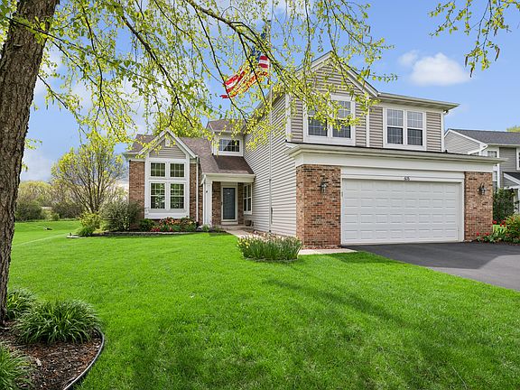 2nd image of 606 Arlington Ln