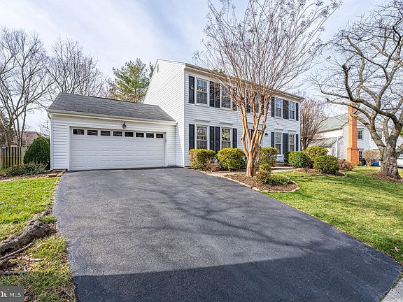 4th image of 4302 Woodward Ct