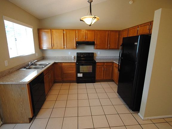 5th image of 1111 N 64th St Unit 4