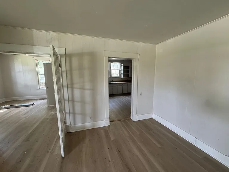 934 N National Ave — Photo 9