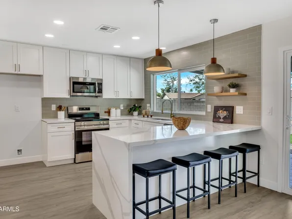 3614 W DANBURY Drive, Glendale, AZ 85308