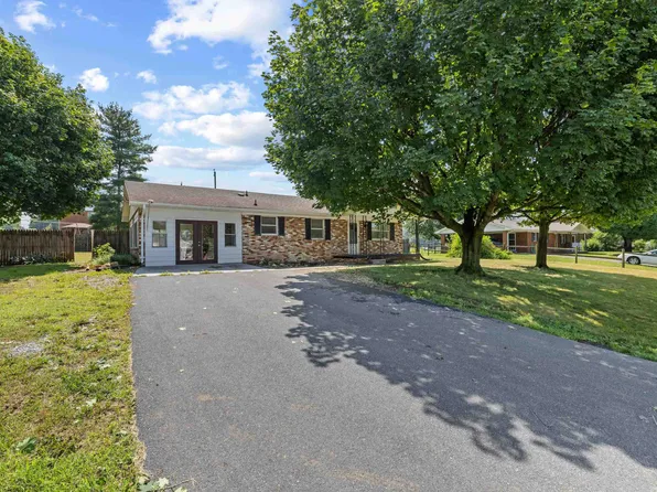 903 6th St, Elkton, VA 22827