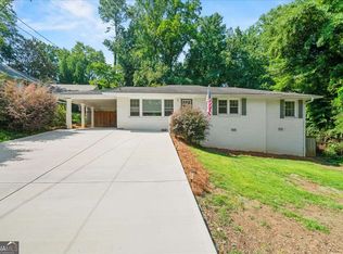 31 W Belle Isle Rd, Sandy Springs, GA 30342