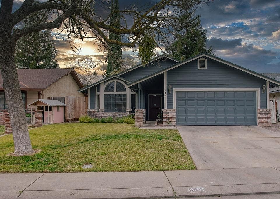1st image of 909 Deer Park Dr