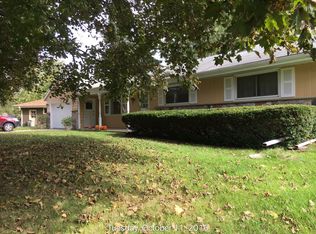 8364 N 48th St, Brown Deer, WI 53223