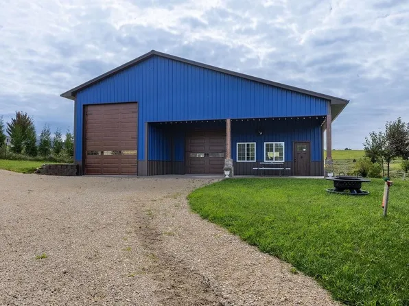 1922 Blackhawk Ave, De Soto, WI 54624