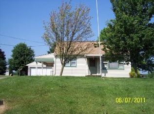 26 Cherry Hill Rd, Ronks, PA 17572