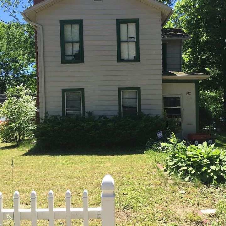 1st image of 630 Washington St