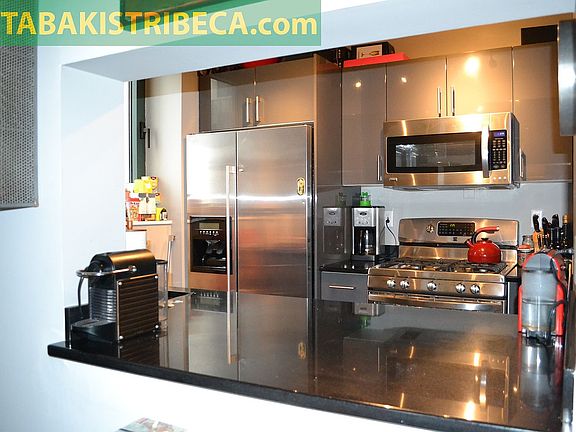 4th image of 311 Greenwich St APT 7I